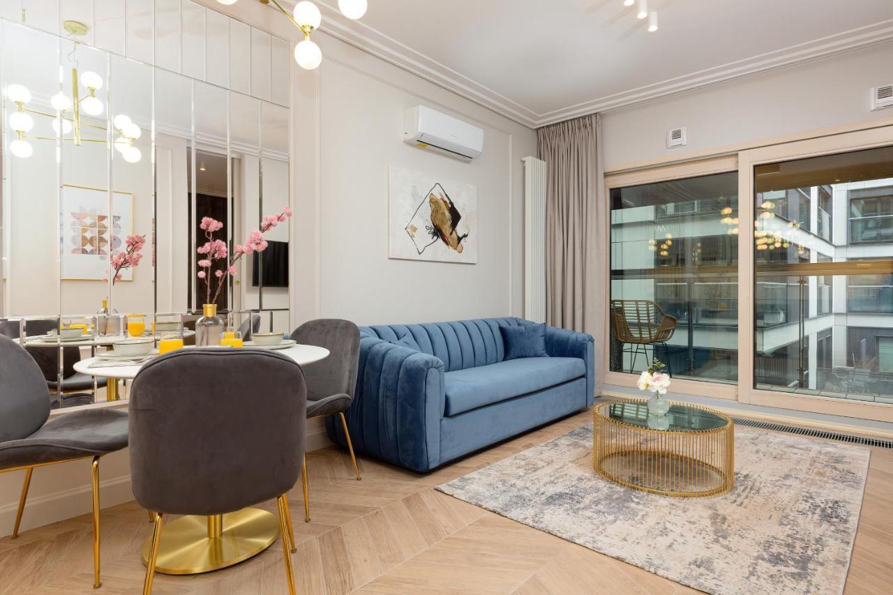 Mennica By Renters Prestige * Warszawa