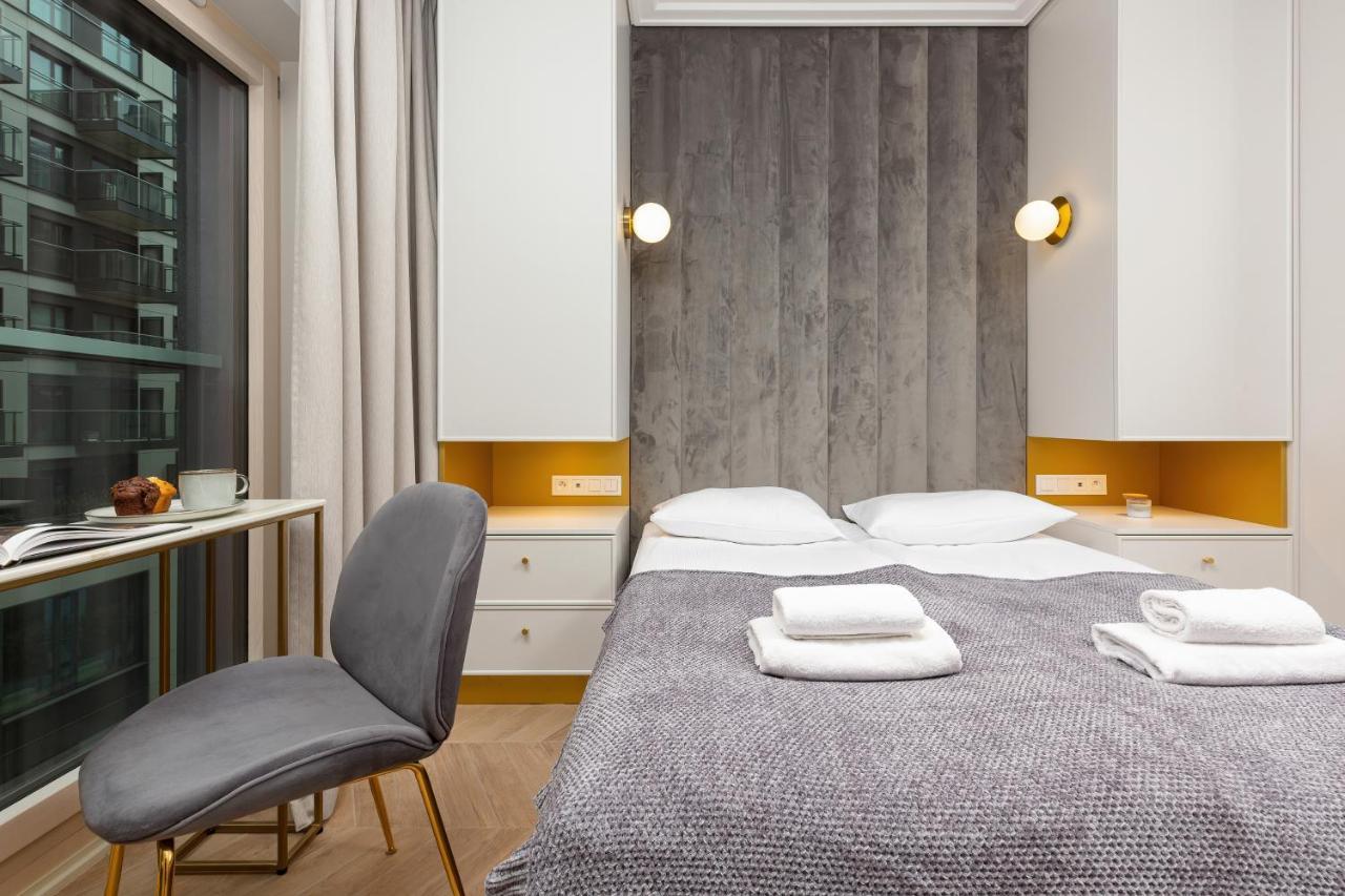 Mennica By Renters Prestige *