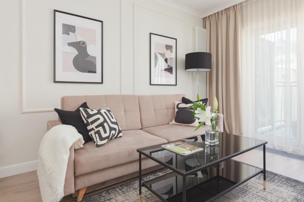 Mennica By Renters Prestige * Warszawa